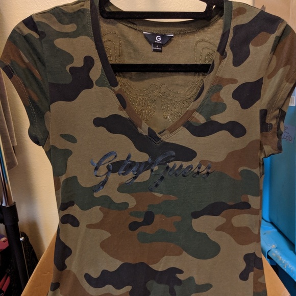 G by Guess T shirt - Picture 2 of 2